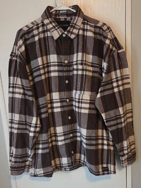 Hollister Men's Brown and White Plaid Shirt Jacket